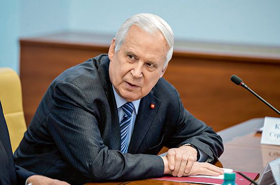 Евгений Куйвашев выразил соболезнования близким Николая Рыжкова