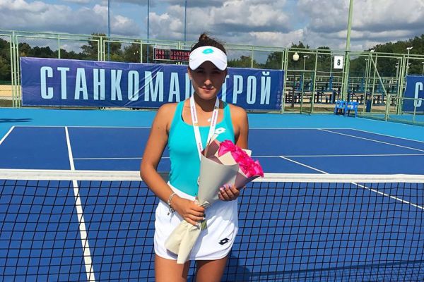 Теннисистка из Екатеринбурга проиграла первой ракетке мира и вылетела с US Open