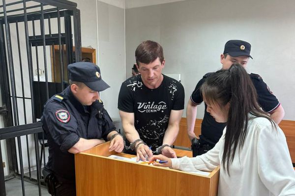 Спасшегося в пожаре на Союзной екатеринбуржца отправили в колонию