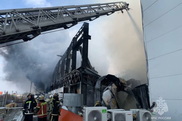 Пожар в Арамиле: что известно о масштабном ЧП на данный момент