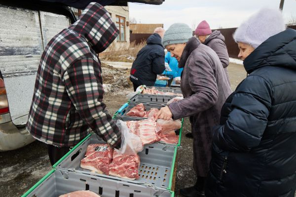 На екатеринбургский рынок попытались провезти 900 килограммов мяса без документов