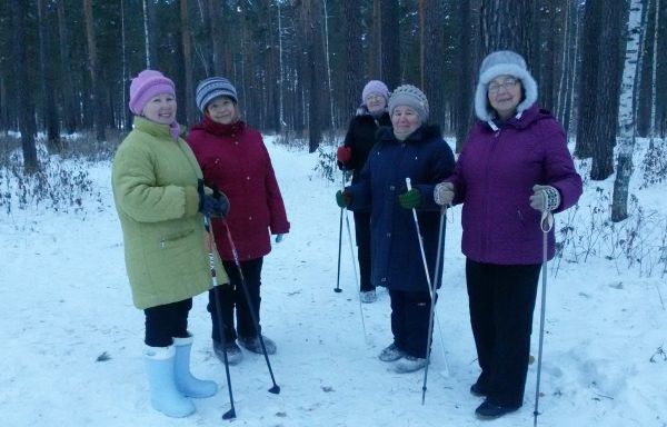 Пенсионерки из Асбеста тридцать лет ходят на зарядку в лес