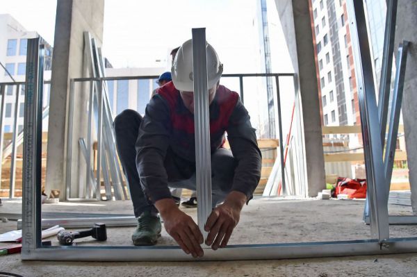 Евгений Куйвашев направил Екатеринбургу 323 миллиона рублей на завершение строительства гимназии № 40