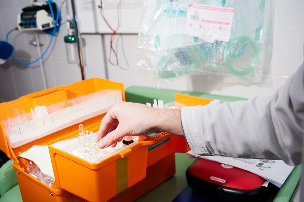 Обратная сторона антибиотиков: их применение может быть опасно для детей