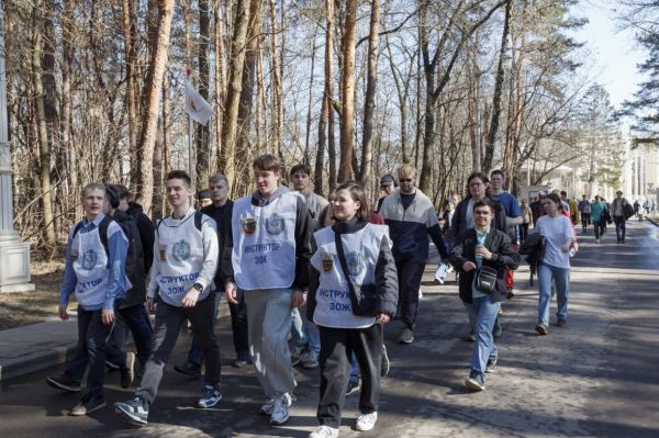 Уральцев приглашают на акцию «10 000 шагов к жизни» в честь Всемирного дня здоровья