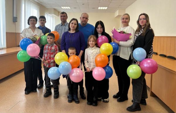 В Первоуральске еще три семьи  получили  сертификаты на улучшение жилищных условий