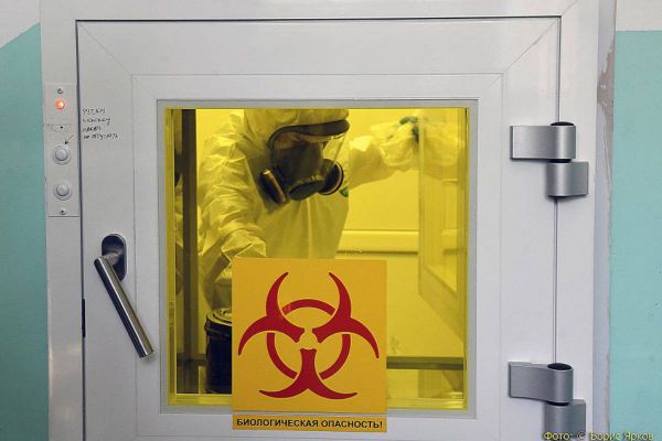 Эксперт предостерег сторонников «живой вакцины» от COVID о риске летального исхода