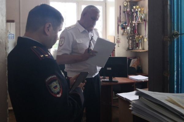 Глава свердловской полиции Александр Мешков объявил выговор полицейским из Шали