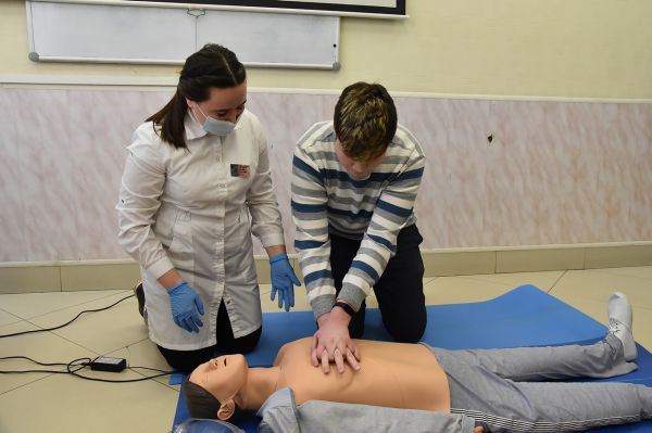 В Каменске-Уральском медики научат уходу за лежачими больными их родных