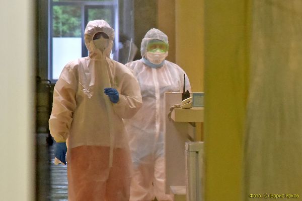 Количество заболевших в Свердловской области не сокращается. За сутки выявлено 265 случаев COVID-19