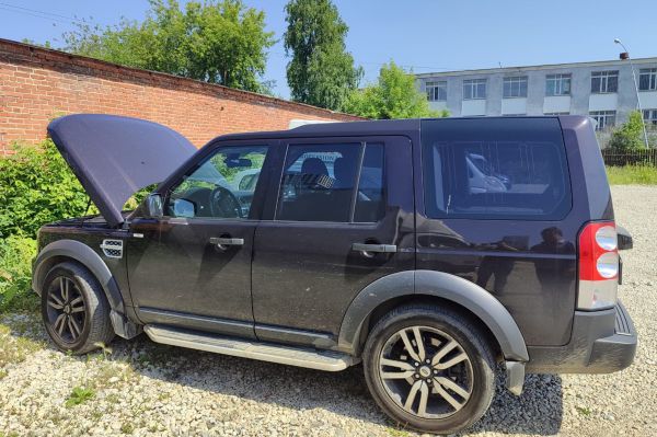 Екатеринбуржец лишился Land Rover Discovery из-за долга в 2,7 миллиона рублей