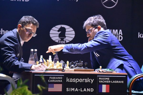 Фоторепортаж: в Екатеринбурге возобновился турнир претендентов на шахматную корону