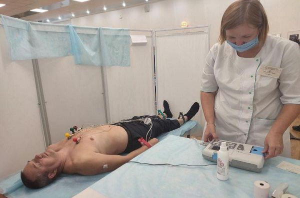 В ходе диспансеризации врачи выявили рак почти у двух тысяч свердловчан