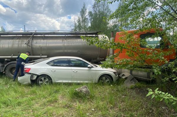 В Нижнем Тагиле водитель цистерны устроил массовое ДТП