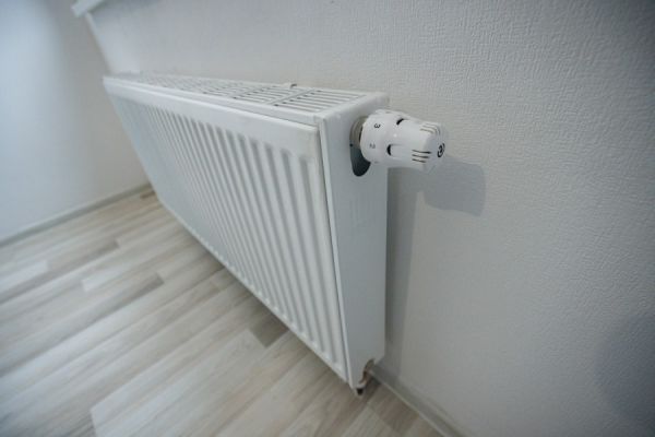 В половину домов Екатеринбурга уже подано тепло