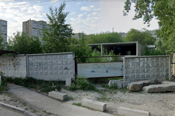 Стало известно, когда в Екатеринбурге снесут недострой на улице Мусоргского