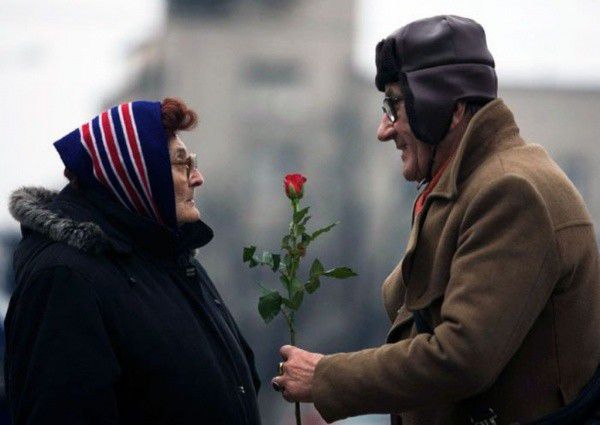 Разменять второй век