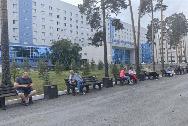 Екатеринбуржцы смогут поучаствовать в создании экологичных  уличных скамеек