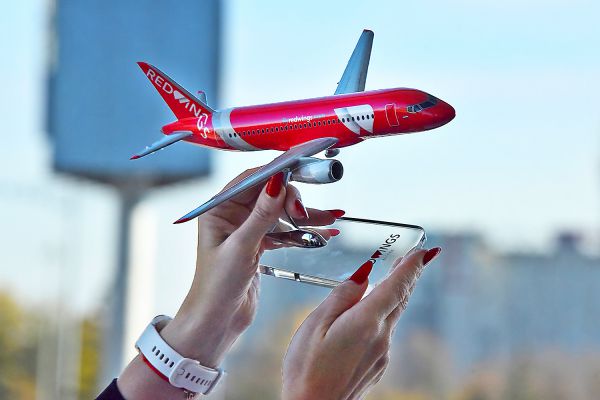 В июне авиакомпания Red Wings запустит рейсы из Екатеринбурга в Актау