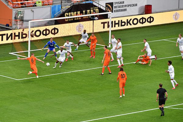 «Урал» проиграл дома стартовый матч футбольного сезона