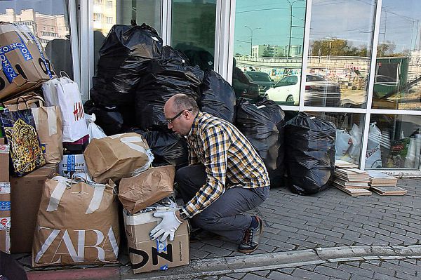 Сдать старые батарейки в Екатеринбурге: начали работу мобильные пункты приема