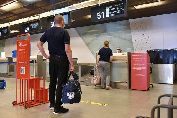 Росавиация в седьмой раз перенесла открытие южных аэропортов