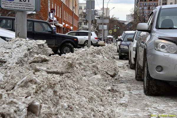 Екатеринбург заработал на платных парковках в два раза больше, чем в 2021 году
