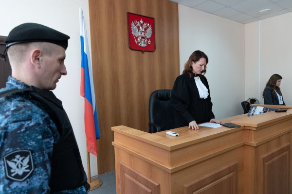 Суд отказался переводить в колонию-поселение свердловчанку, которая пичкала детей крысиным ядом