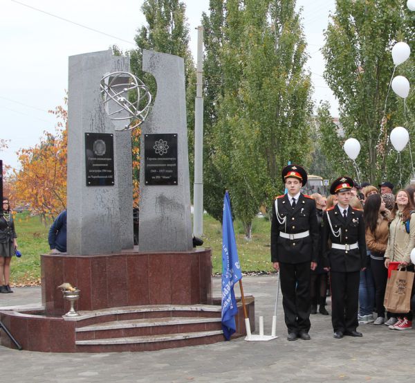 Не зарастает след