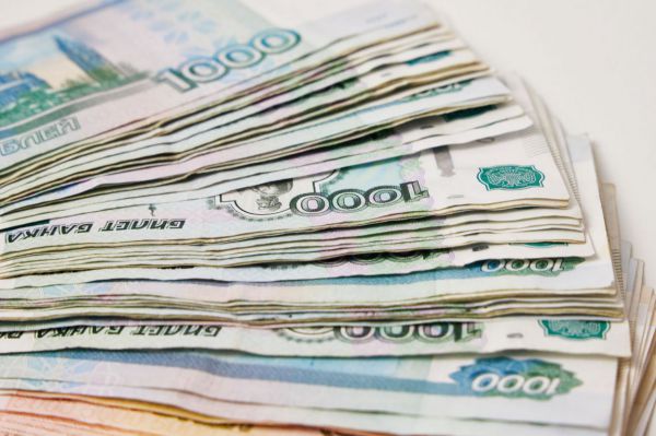 Свердловчанам вернули невыплаченную зарплату на общую сумму 195 млн рублей