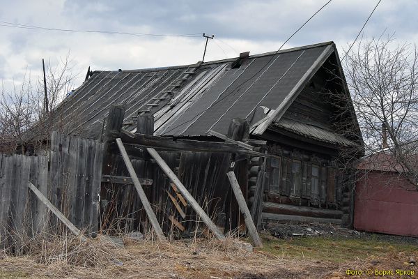 С карты Свердловской области исчез еще один поселок, где давно никто не живет