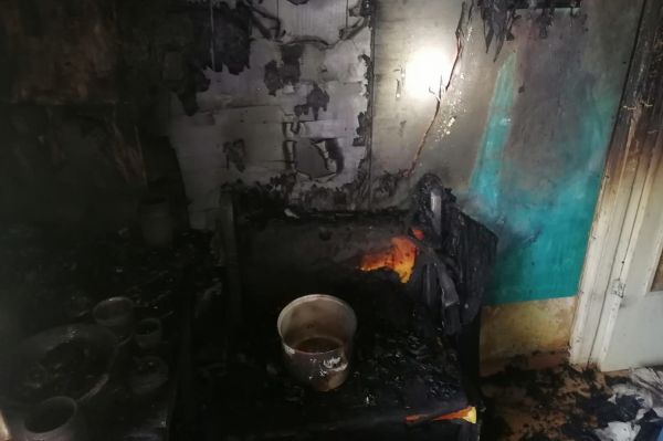 Трое свердловчан погибли в пожаре в Новоуральске