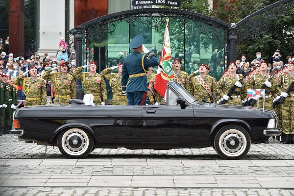 На параде в Москве будут присутствовать два ветерана из Екатеринбурга