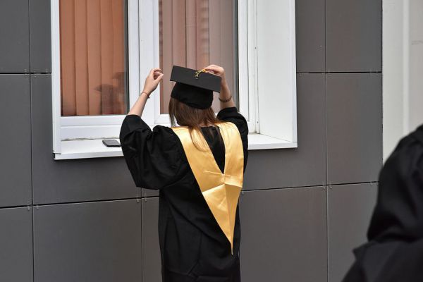 Мошенники стали предлагать фальшивые вакансии с отсрочкой от мобилизации