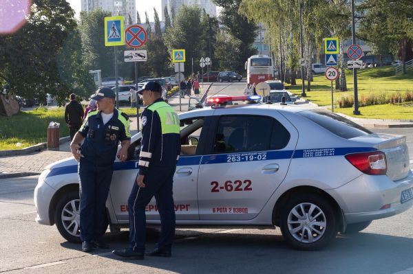 В Екатеринбурге ГИБДД предупредила водителей о перекрытиях из-за Дня города