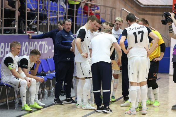 «Синара» проиграла «КПРФ» и вылетела из плей-офф