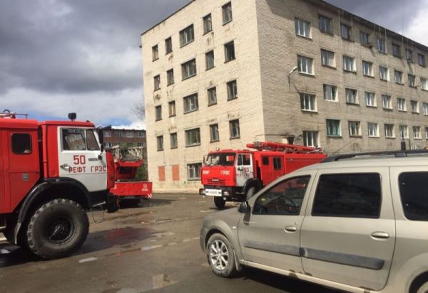 В Рефтинском при пожаре погибли четыре человека